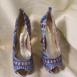 Women's high heels platform size 8 WILD PAIR
